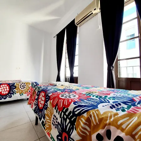 Hostal Funky By Arc House Gasthof