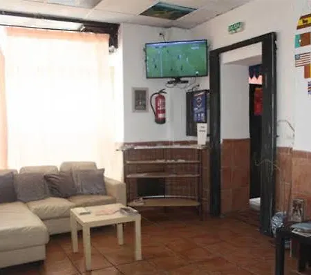 Hostal Funky By Arc House 2*