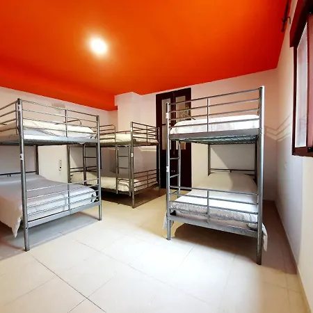 Hostal Funky By Arc House Gasthof